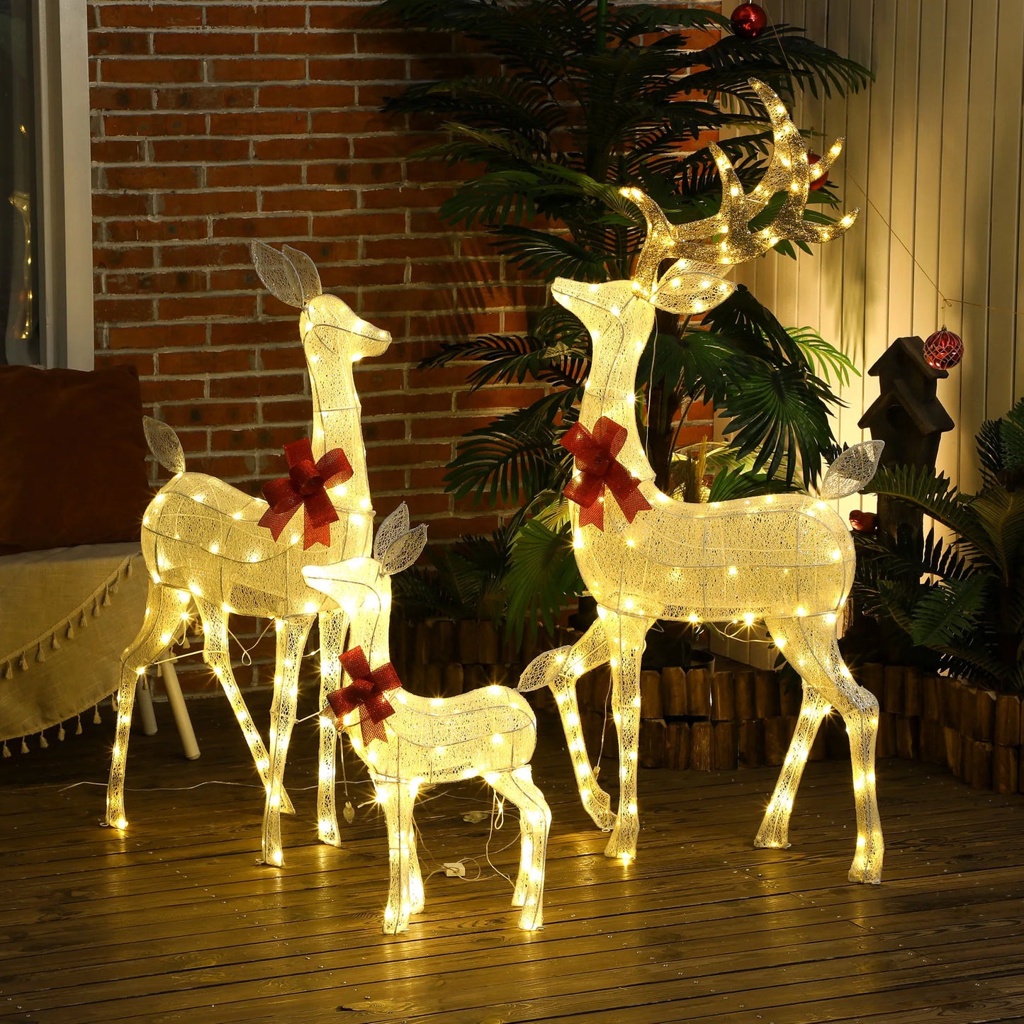 Light Up Christmas Deer Family Set Of 3 Exterior Garden Decor With Silver Finish And Led Lights