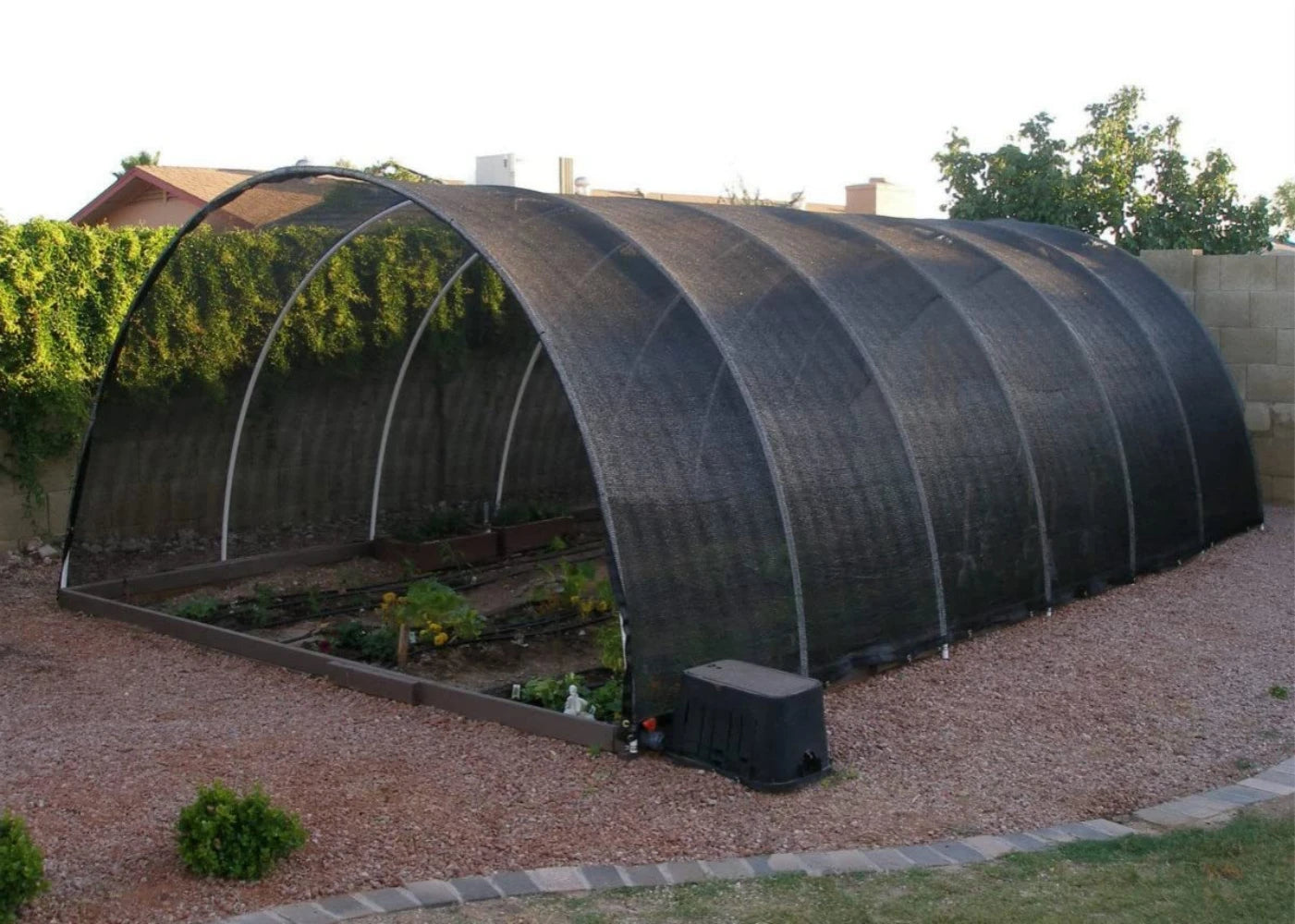 6.5 Ft x 20 Ft 50 Percent Sunblock Shade Cloth Cover with Clips for Plants Black
